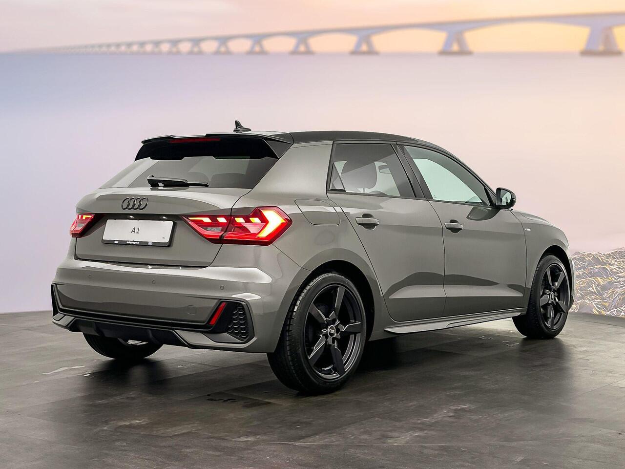 Audi A1 Sportback S edition 25 TFSI 70 kW / 95 PK Sportback 7 versn.