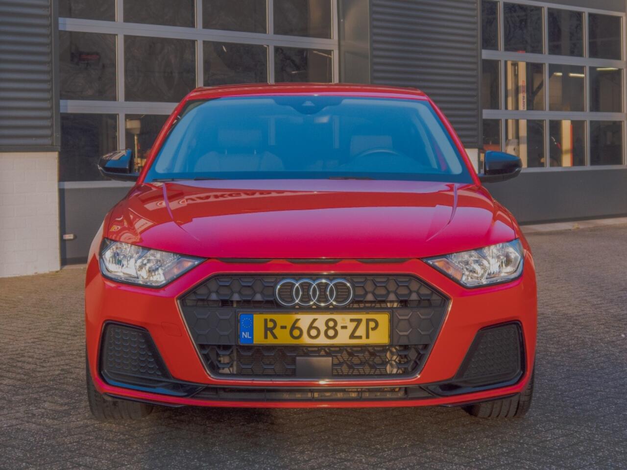 Audi A1 25 TFSI Advanced edition met Carplay NL auto