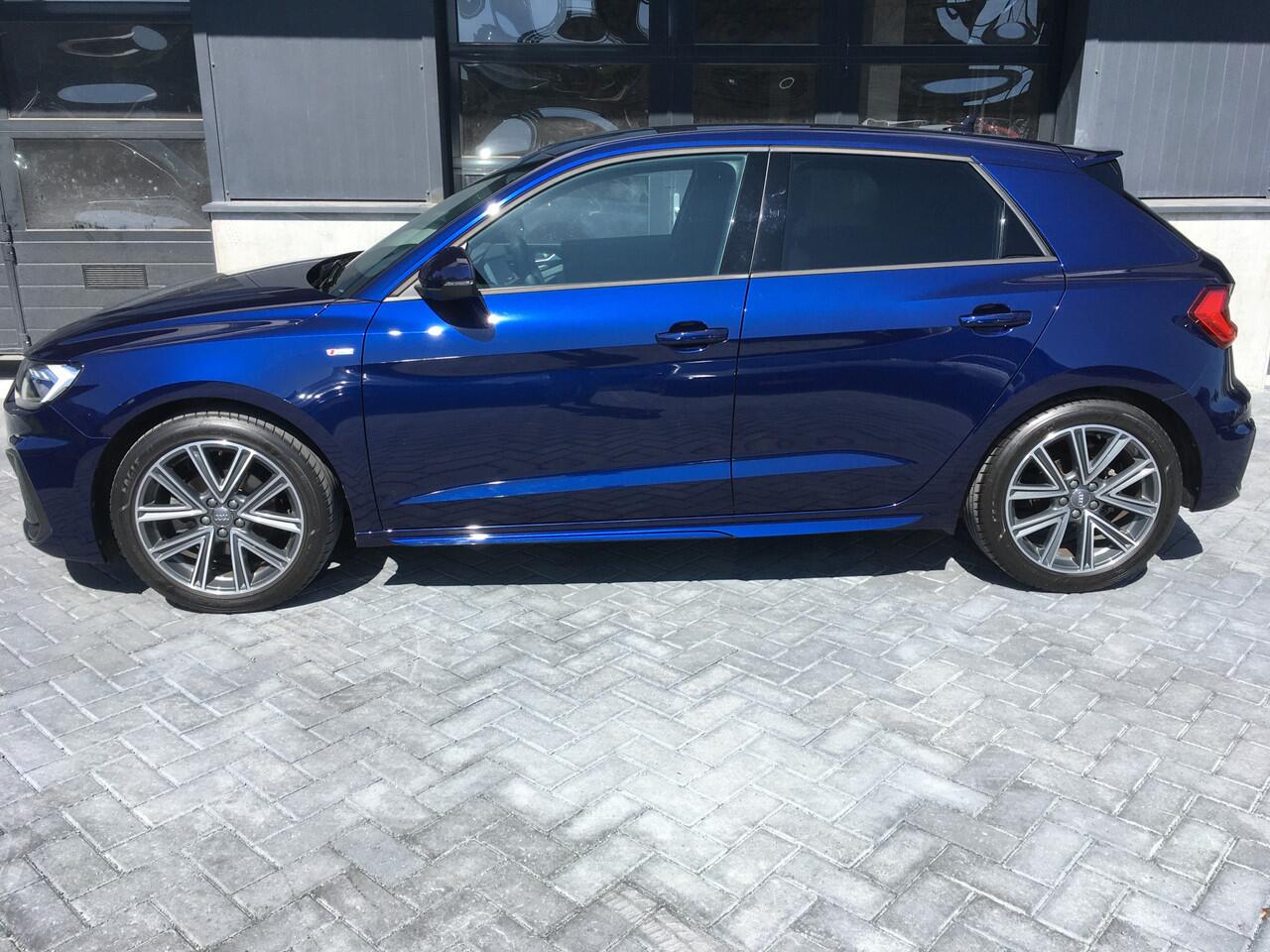 Audi A1 Sportback 30 TFSI S-line Black LED CarPlay
