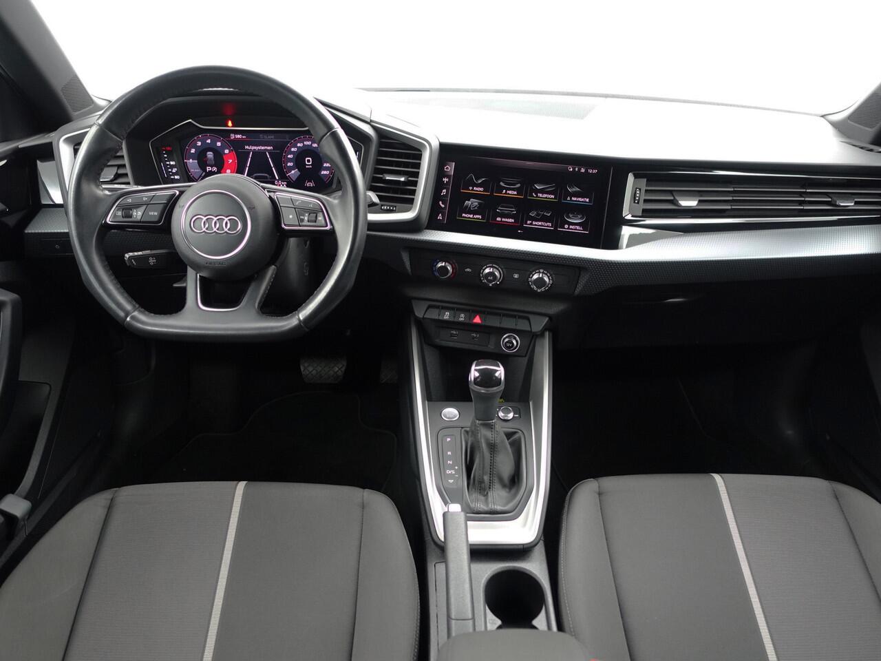 Audi A1 Sportback 30 TFSI Pro Line Aut- Two Tone, Virtual Cockpit, Keyless, Lane Assist, Cruise