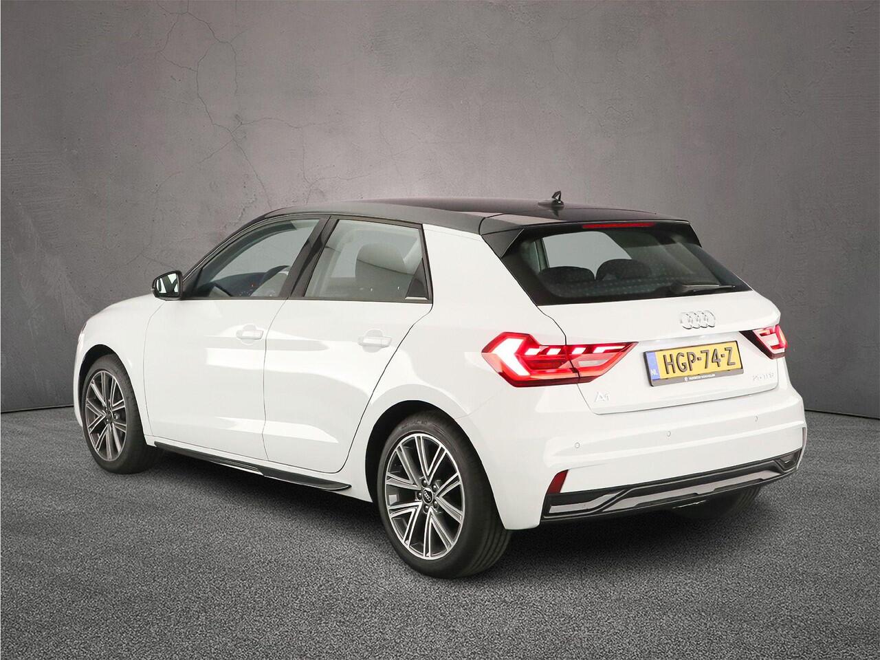Audi A1 Sportback 25 TFSI 95pk | 17 inch | CarPlay | Clima | Zwartdak | DAB | Verlengde Garantie | Parkeersensoren |