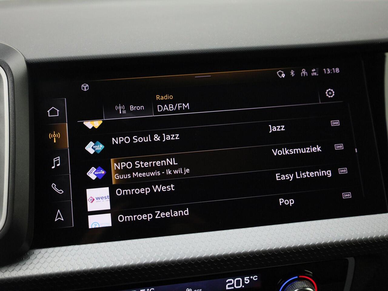 Audi A1 Sportback 25 TFSI/95PK S Line · Apple/Android · Camera + Parkeersensoren · Sonos sound · Stoelverwarming · Clima · Garantie t/m 06-01-2030 of 100.000km