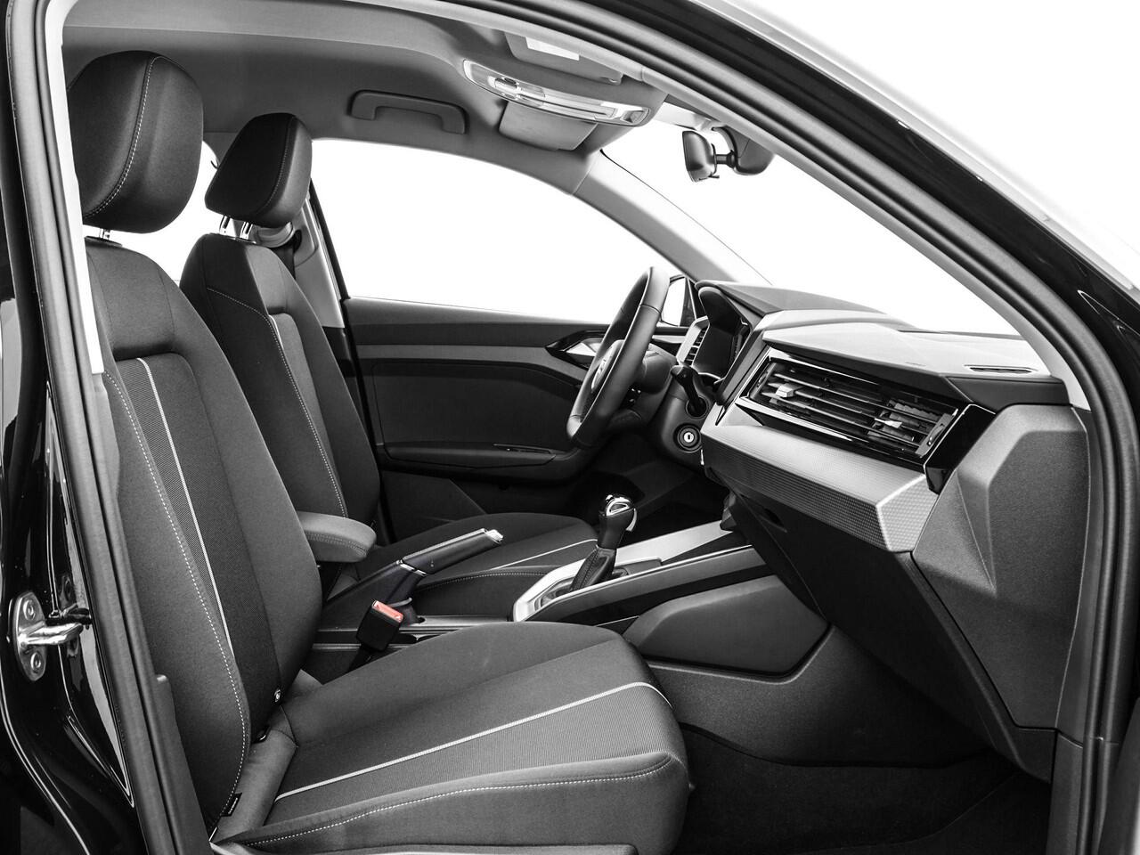 Audi A1 Sportback 25 TFSI S edition 95 PK · Achteruitrijcamera · Automatische airco 2 zones · Afgevlakt stuurwiel