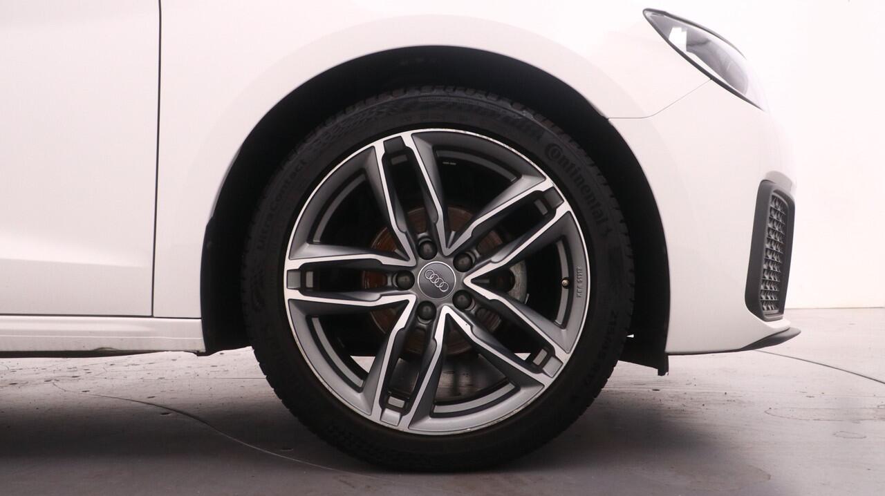 Audi A1 Sportback 25 TFSI 96pk / Airco / DAB / l.m. velgen