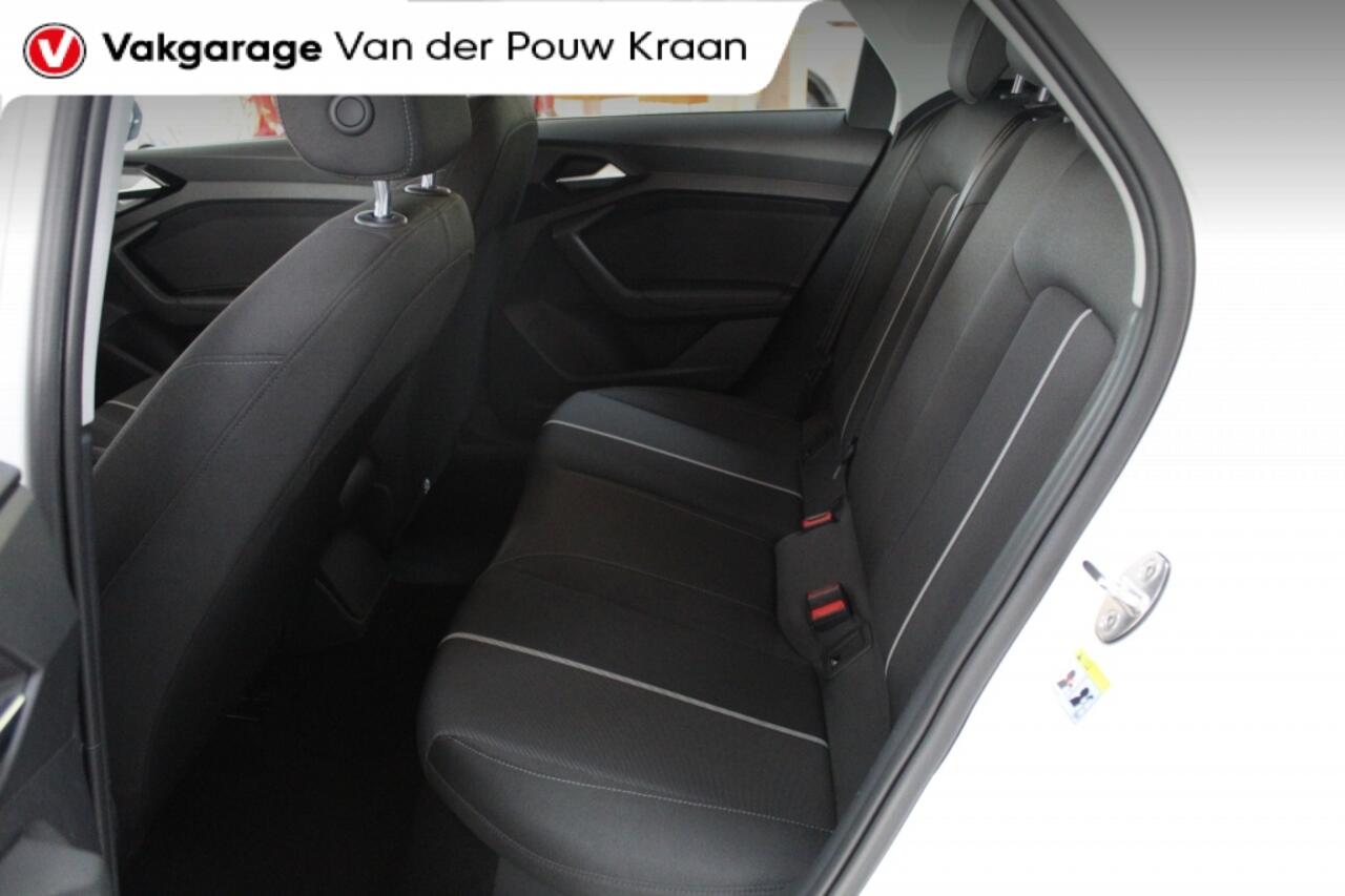 Audi A1 25 TFSI Pro Line Apple Carplay / Airco / LM velgen