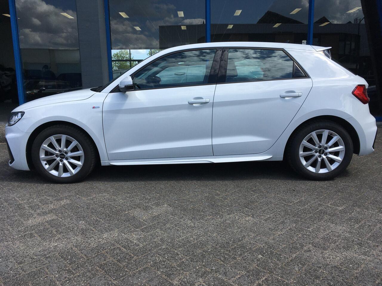 Audi A1 Sportback 30 TFSI S-Line CarPlay + Navigatie