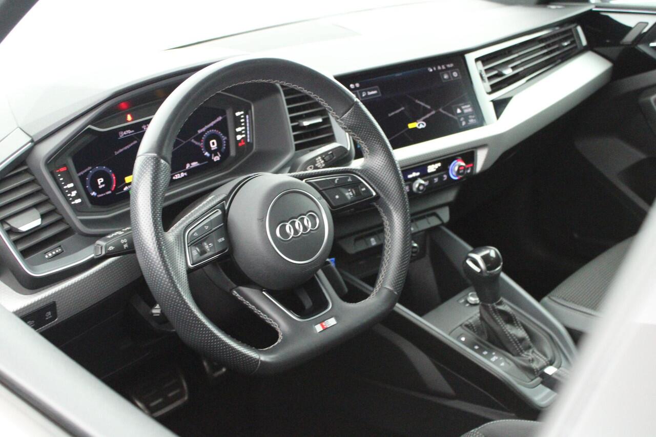 Audi A1 Sportback 30 TFSI 110pk S-Tronic 2x S-Line Edition One Led Stoelverwarming Virtual Cockpit Keyless Camera ACC Navigatie