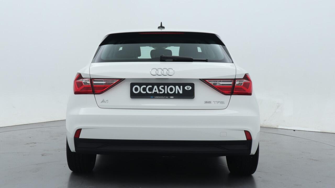Audi A1 Sportback 25 TFSI 96pk / Airco / DAB / l.m. velgen