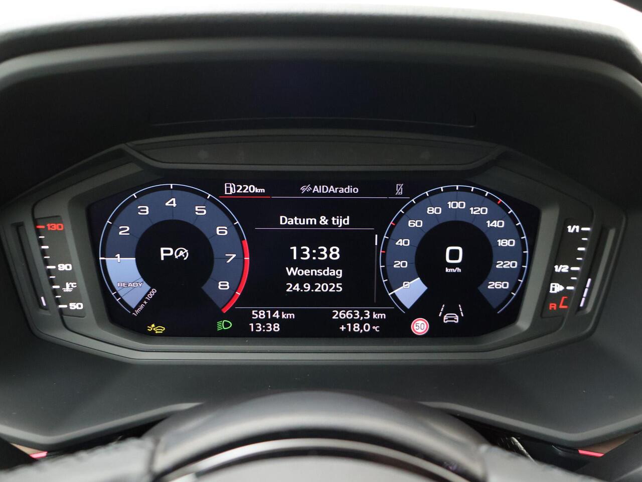 Audi A1 Sportback 30 TFSI Advanced edition | 116 PK | Automaat | Adaptive cruise control | Verwarmde voorstoelen | 17" LM velgen |