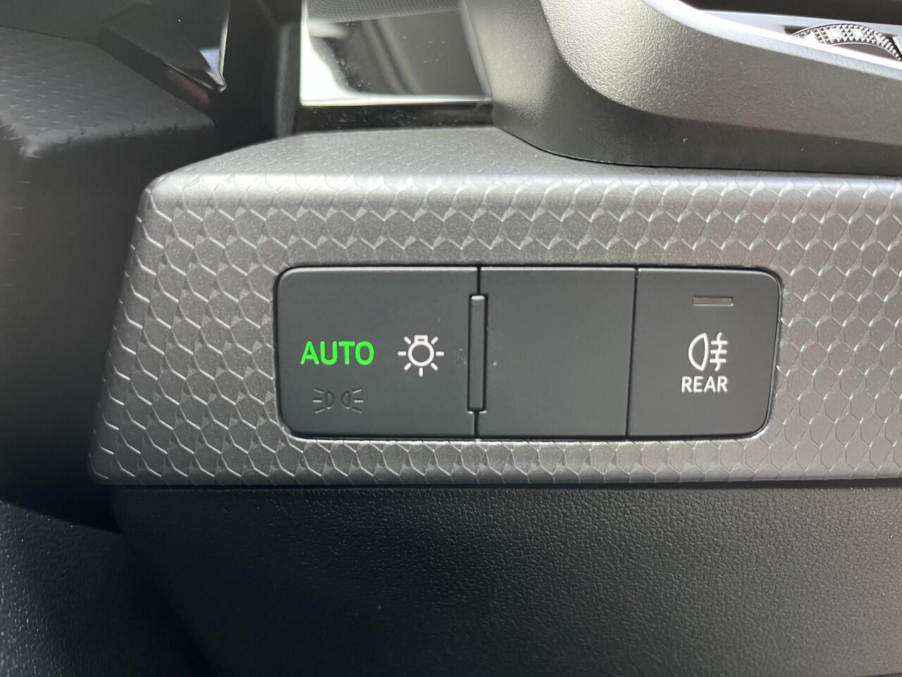 Audi A1 Sportback 25 TFSI Pro Line / VIRTUAL COCKPIT/ SMARTPHONE INTERFACE/ CRUISE/ AIRCO/ 15" LMV/ DAB/ BLUETOOTH