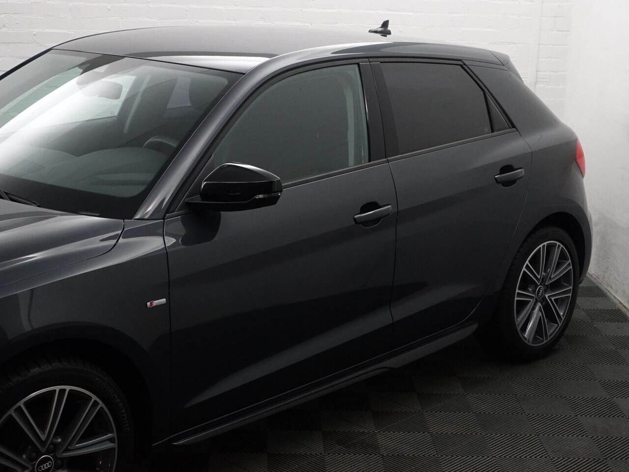 Audi A1 Sportback 25 TFSI epic- NAP 9dkm, Carplay, Android Auto, Privacy Glass, Virtual Cockpit, Rijstrooksensor
