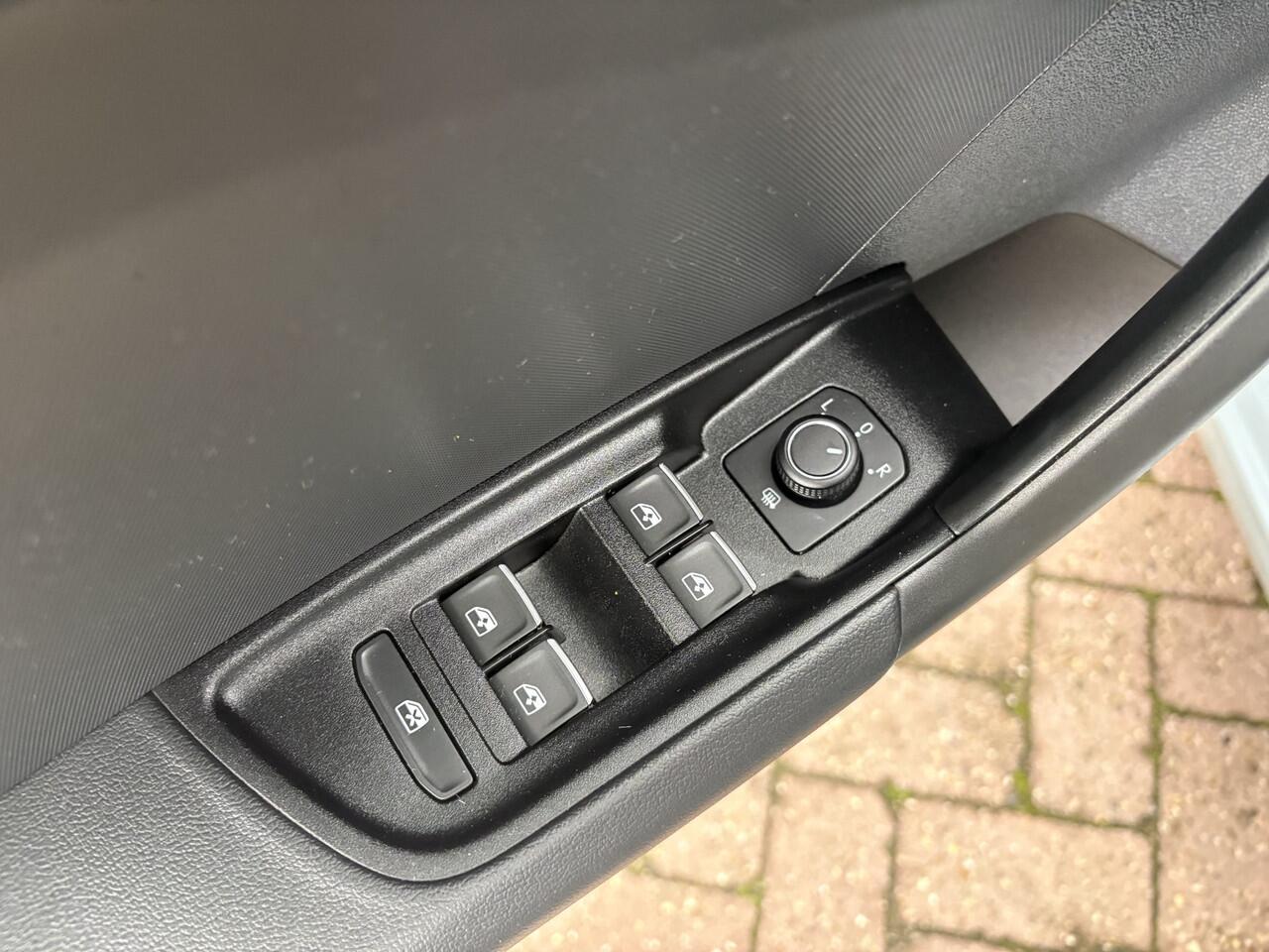 Audi A1 Sportback 25 TFSI Pro Line, cruise/climate/navi via app, 18 inch