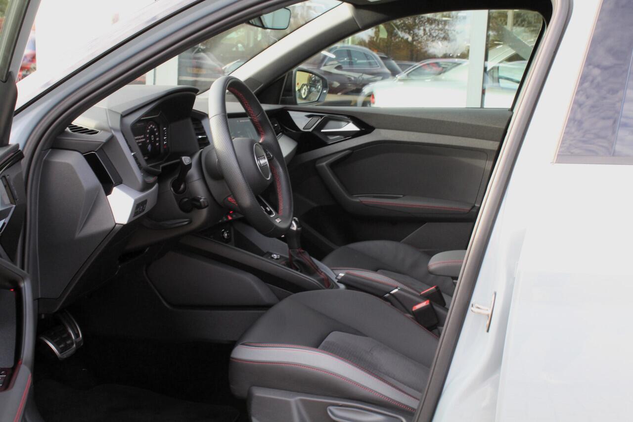 Audi A1 Sportback 35 TFSI 150pk S-Line LED KEYLESS ACC 24024KM!