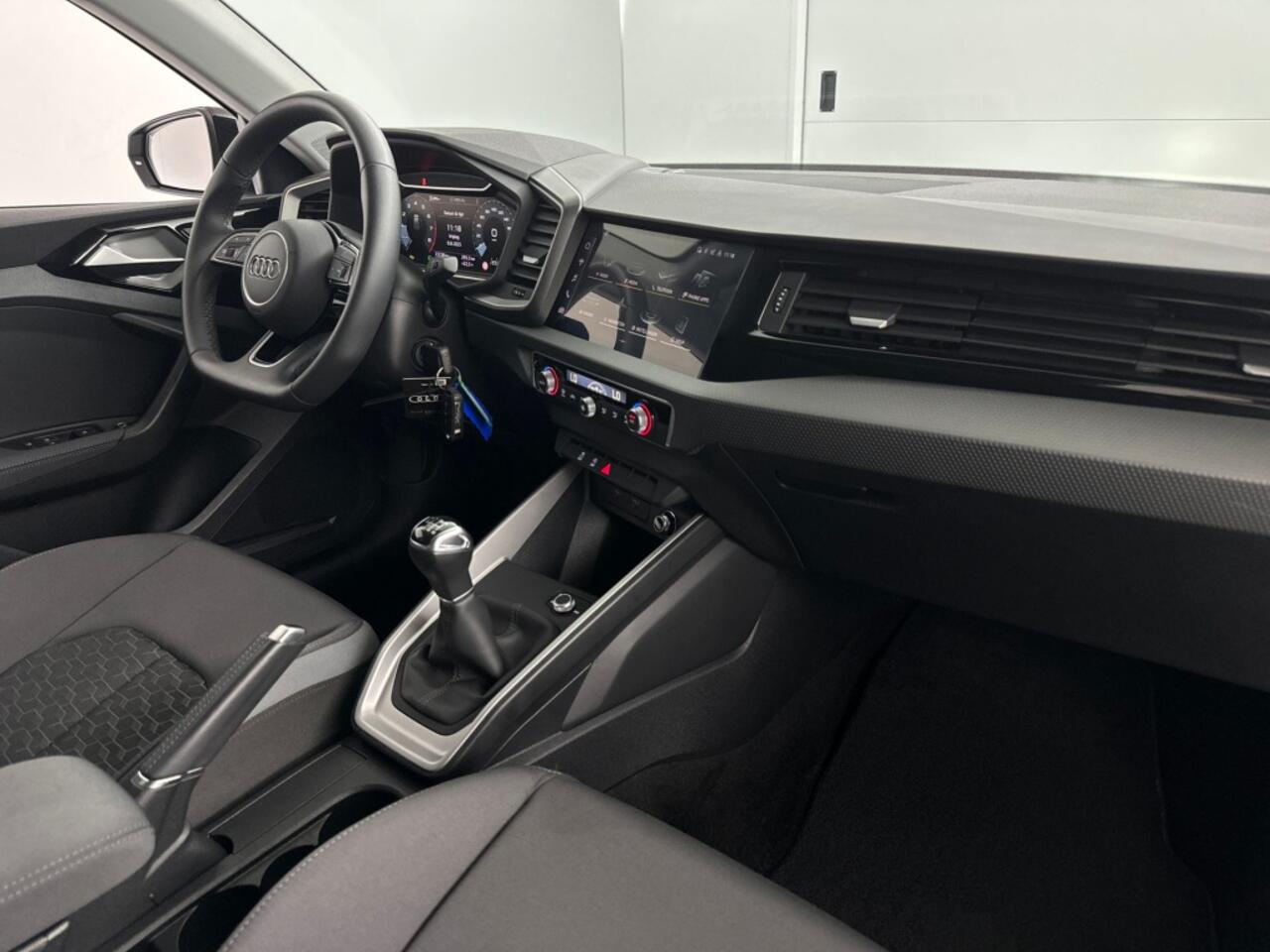 Audi A1 30 TFSI S Edition | Black Pack | S-Line Exterieur | Bi-Tone