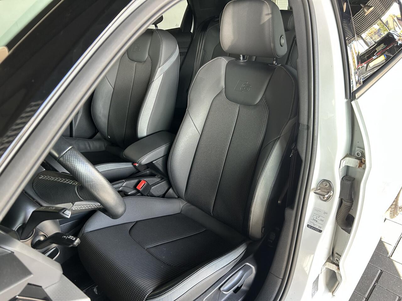 Audi A1 Sportback 30 TFSI Pro Line S ACC / Lane Assist / Stoelverwarming / Park Assist / Clim. Contr / Sub