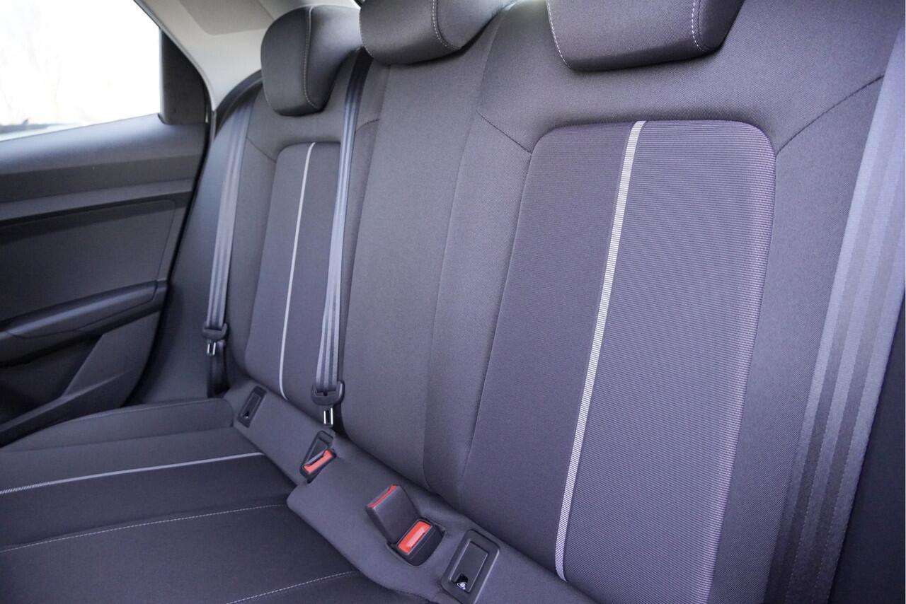 Audi A1 Sportback 25 TFSI 5drs Pro Line BJ2022 Lmv 15" | App-Connect | Virtual cockpit | Airco | Cruise control | Getint glas