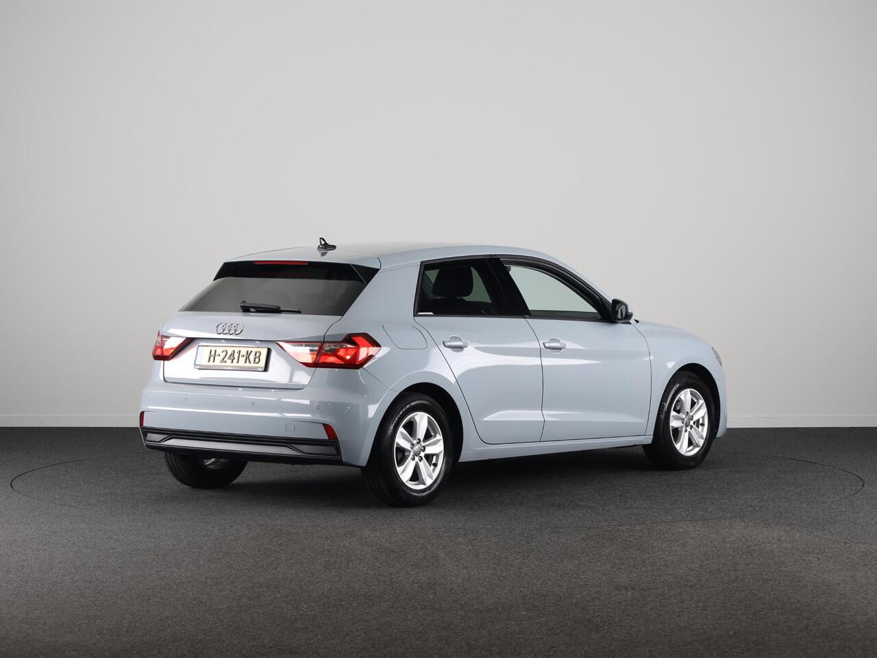 Audi A1 Sportback 25 TFSI Pro Line 95 pk | Navigatie via App | Parkeersensoren achter | Cruise control |