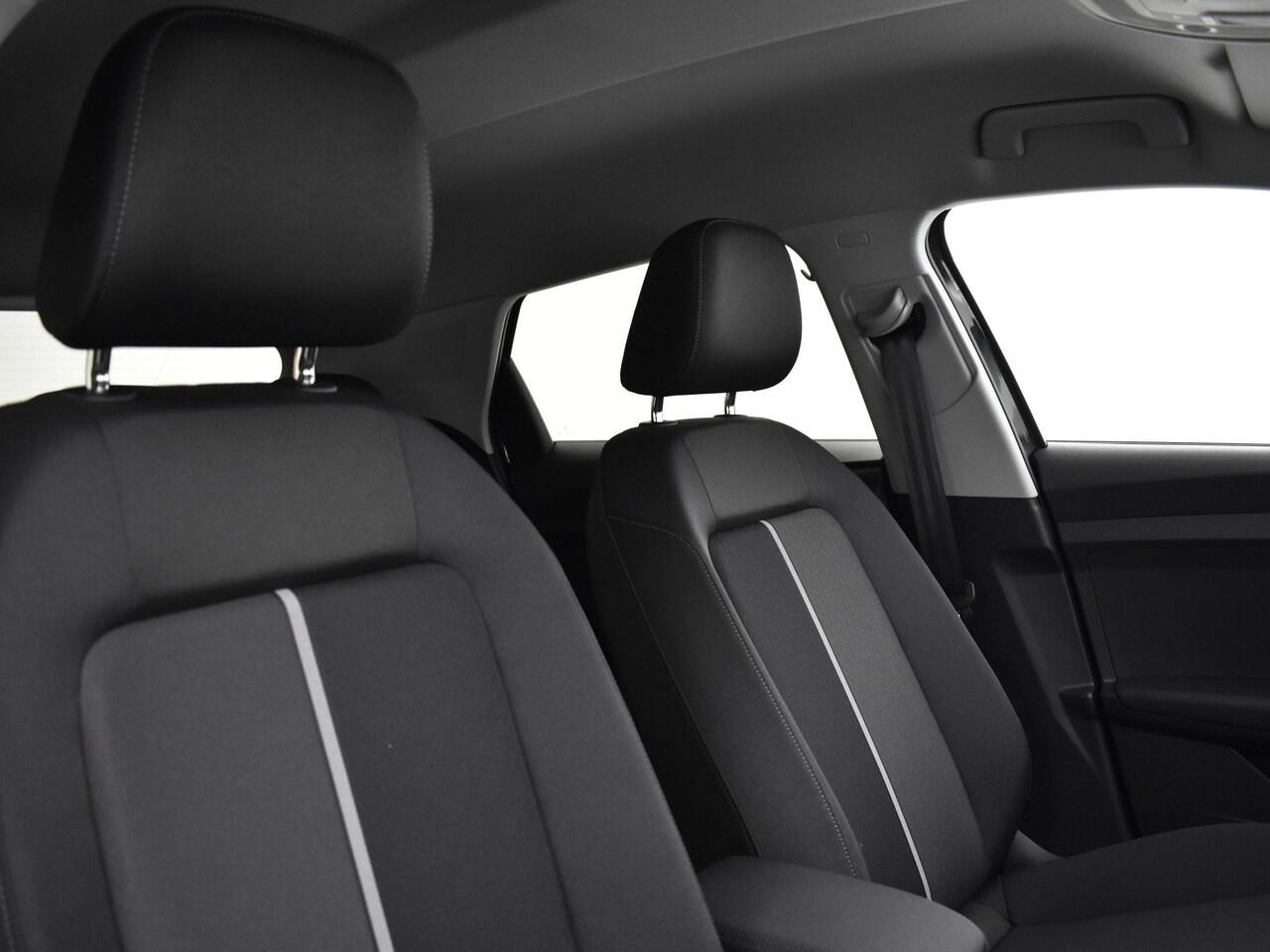 Audi A1 Sportback Advanced edition 30 TFSI 116 PK · Audi Sound · Afgevlakt sportstuur · Full led verlichting · Privacy glas · MEGA Sale