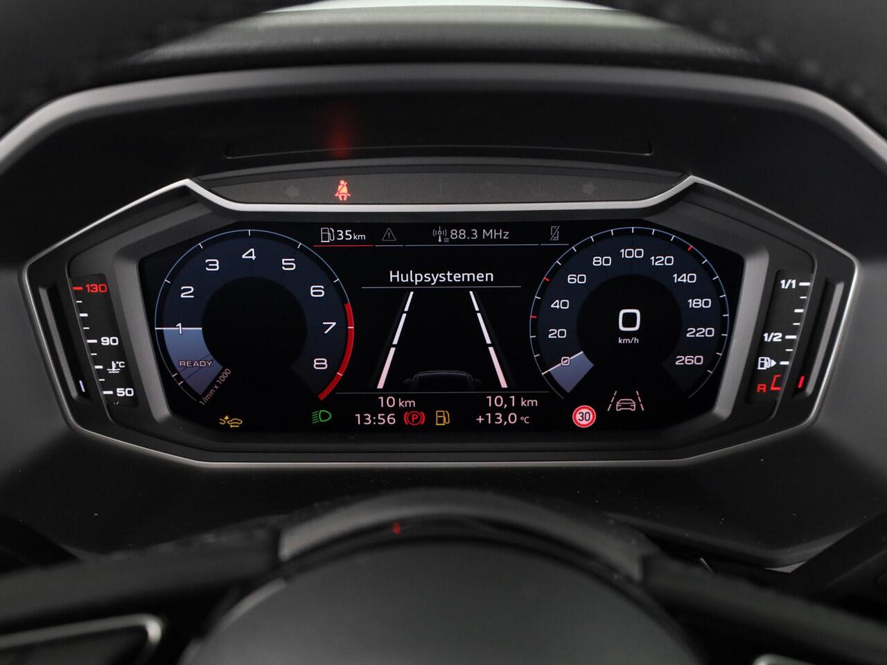 Audi A1 Sportback Advanced edition 25 TFSI 95 pk | Parkeerhulp plus | Automatische airco | Apple carplay | Dak in contrast kleur |