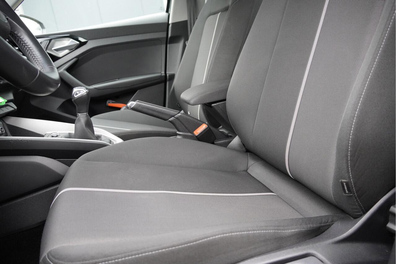 Audi A1 Sportback 25 TFSI 5drs Pro Line BJ2020 Lmv 15" | App-Connect | Virtual cockpit | Airco | Cruise control | Getint glas