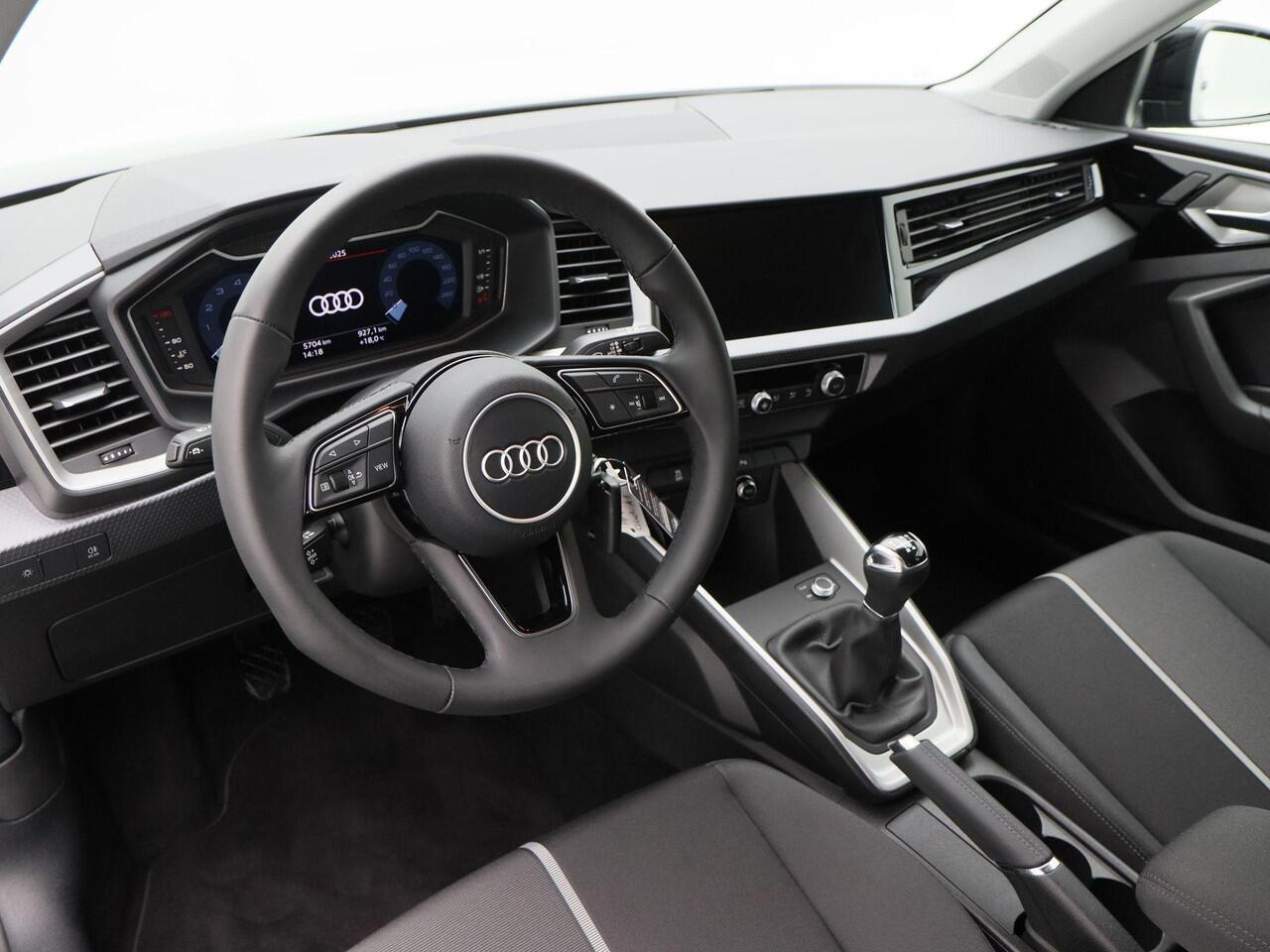 Audi A1 Sportback Advanced edition 25 TFSi Advanced edition | Cruise Control | Carplay | Climate Control | LED | Parkeersensoren | 17 Inch | 5.702 Km!!