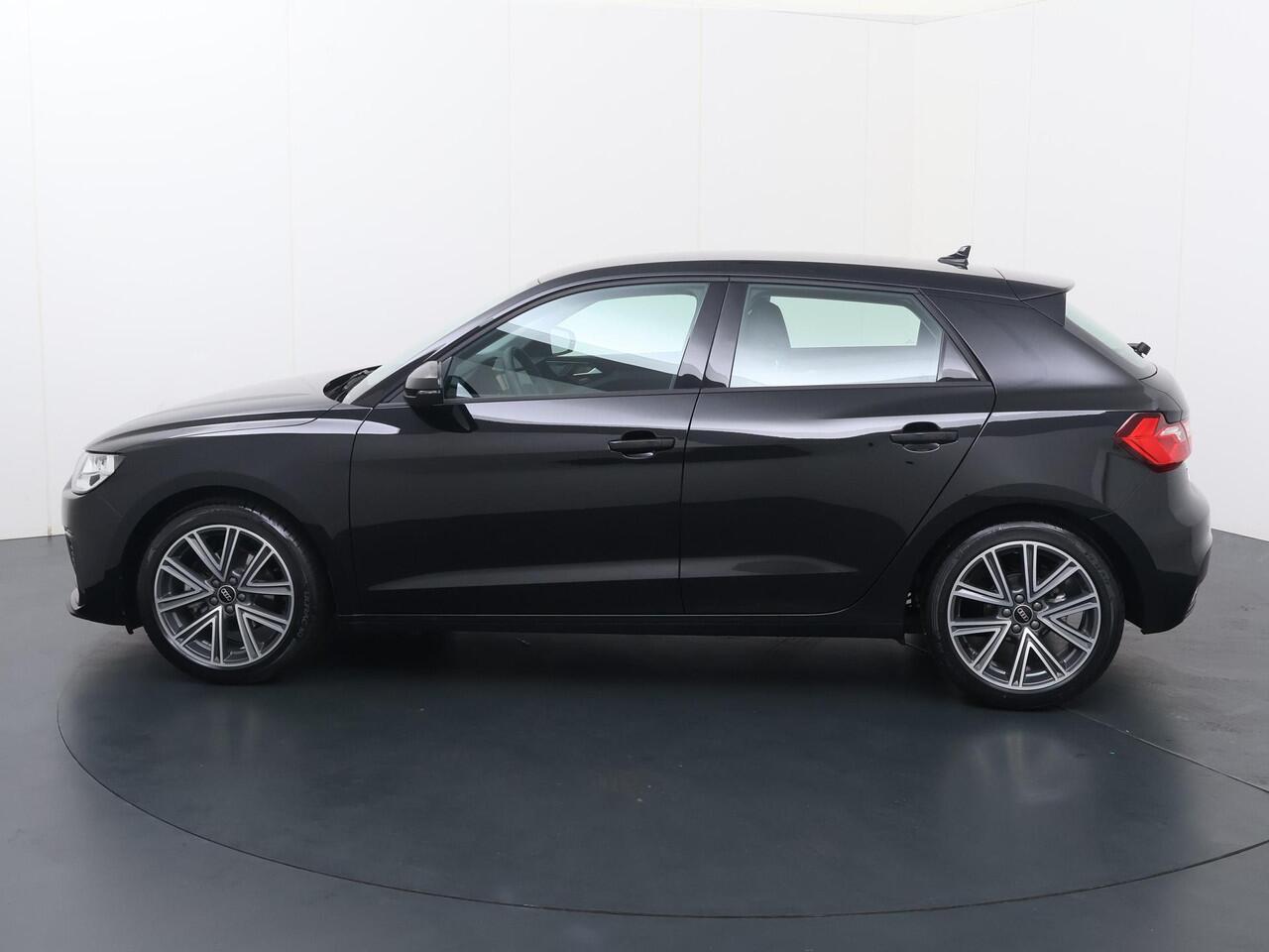 Audi A1 Sportback 30 TFSI Advanced edition | 116 PK | Automaat | Adaptive cruise control | Verwarmde voorstoelen | 17" LM velgen |