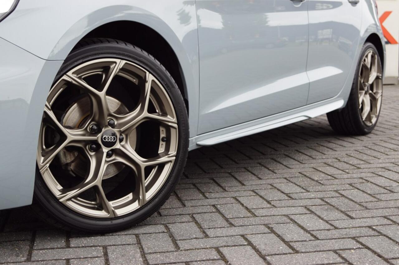 Audi A1 Sportback 30 TFSI S-Line /Navi /Camera /LED/leer /18 Inch LM/App-Connect