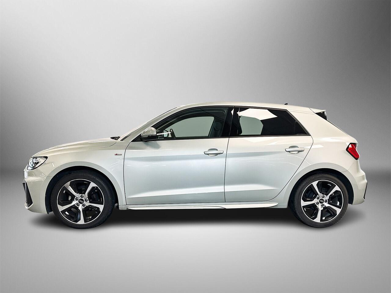 Audi A1 Sportback 25 95pk TFSI S edition | Parkeerhulp plus | Adaptive cruise control | MMI navigatie plus | Stoelverwarming voorin