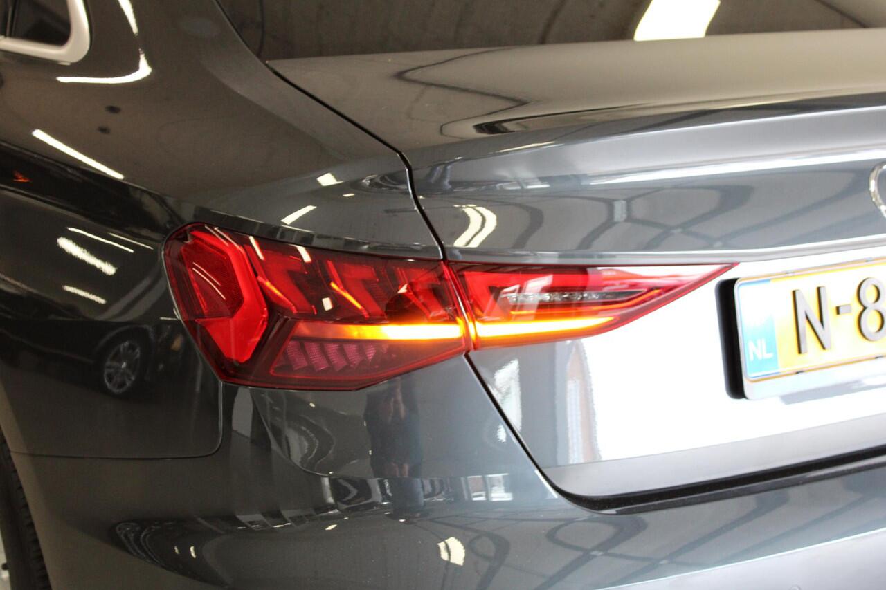 Audi A3 Limousine 30 TFSI Business edition | PANO-DAK | 17'LMV | SPORT-INT | DAB | CRUISE | CARPLAY | NAVI | GETINT-GLAS |