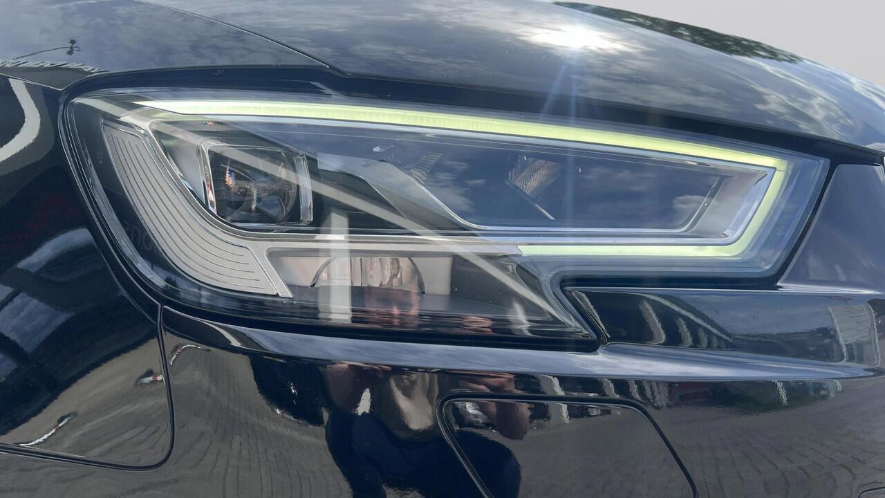 Audi A3 Limousine 30 TFSI 115pk Automaat Sport S Line Edition / Demonstratieauto