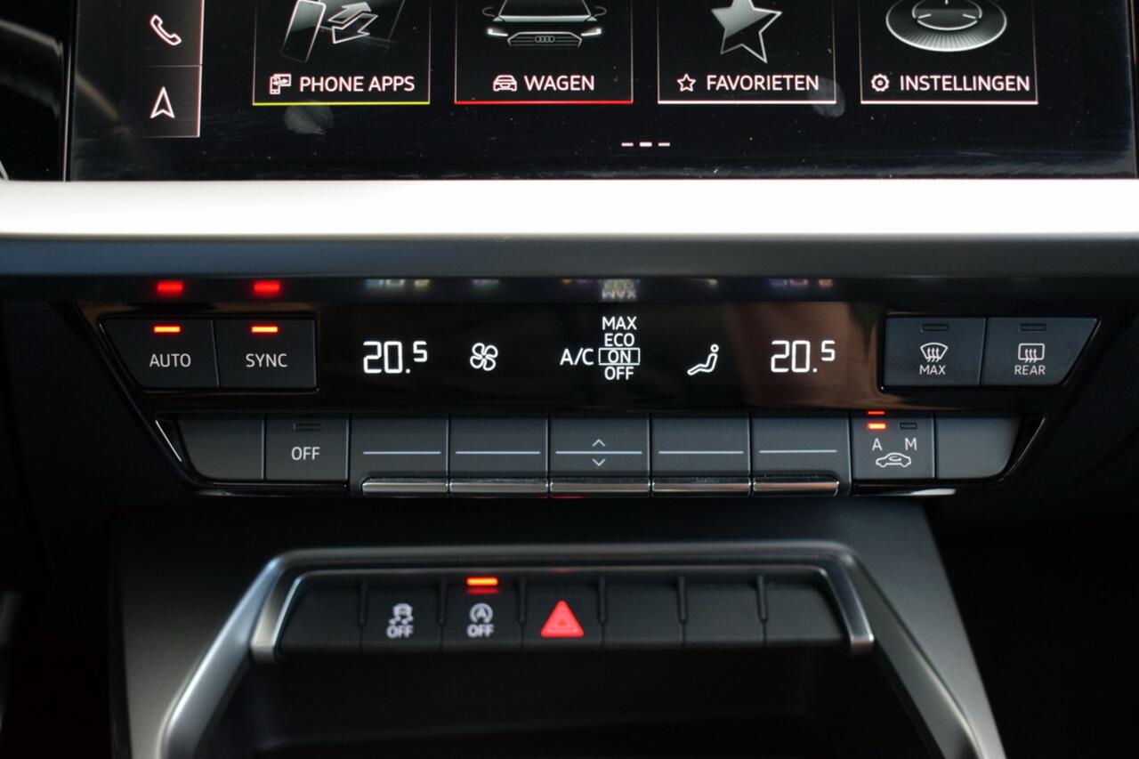 Audi A3 Limousine 35 TFSi Automaat S-Line LED | Carplay | Zwart Leder | Schaalstoelen | 2x S-Line | B&O | Keyless | Sportstoelen