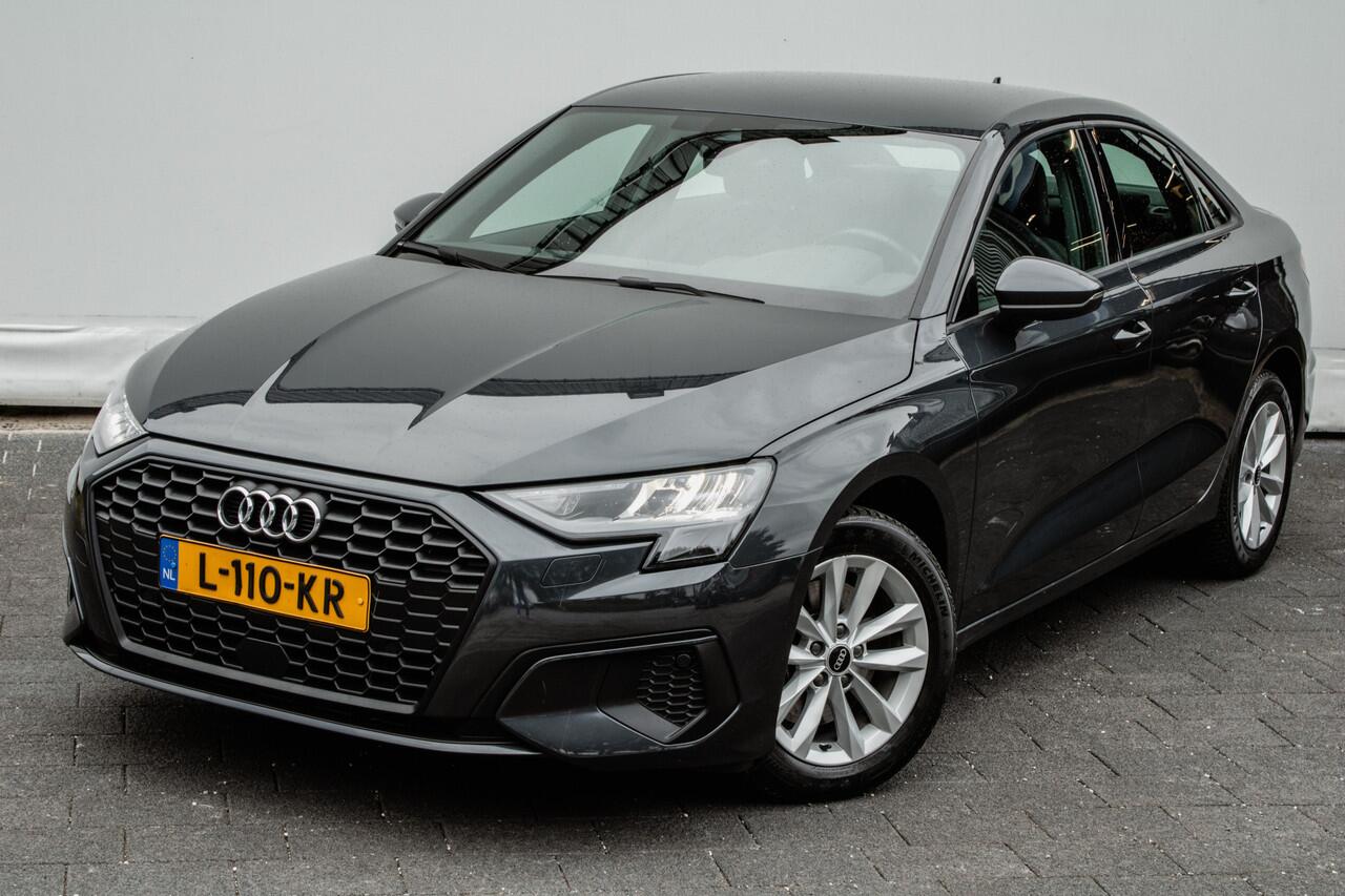Audi A3 Limousine 30 TFSI Pro Line MMi Navigatie/ Climate control/ Cruise control/ Pdc/ Lmv/ Ambient light/ Full led/ Carplay