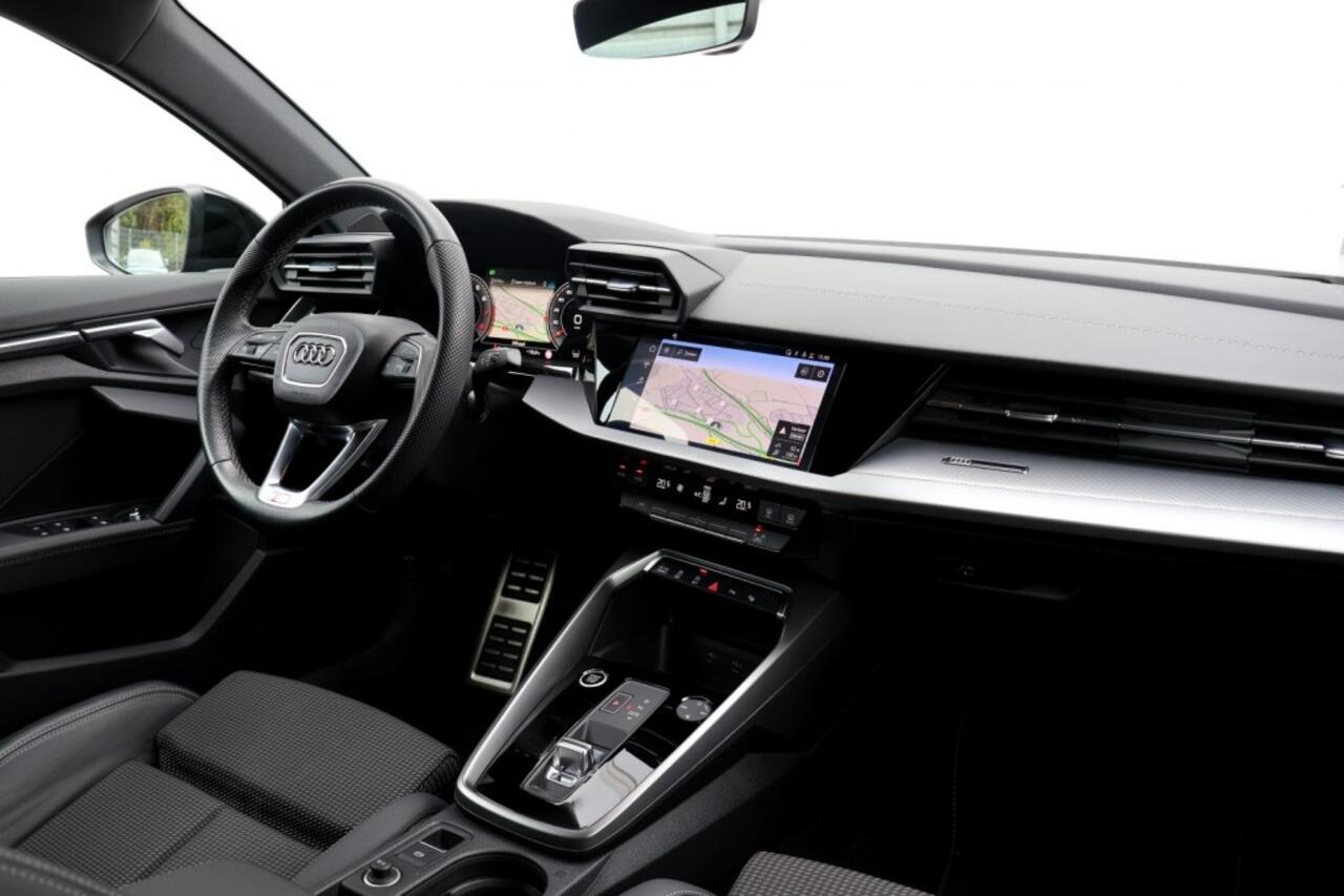 Audi A3 Sportback 35 TFSI S Edition - 150 pk **Camera / Full Led
