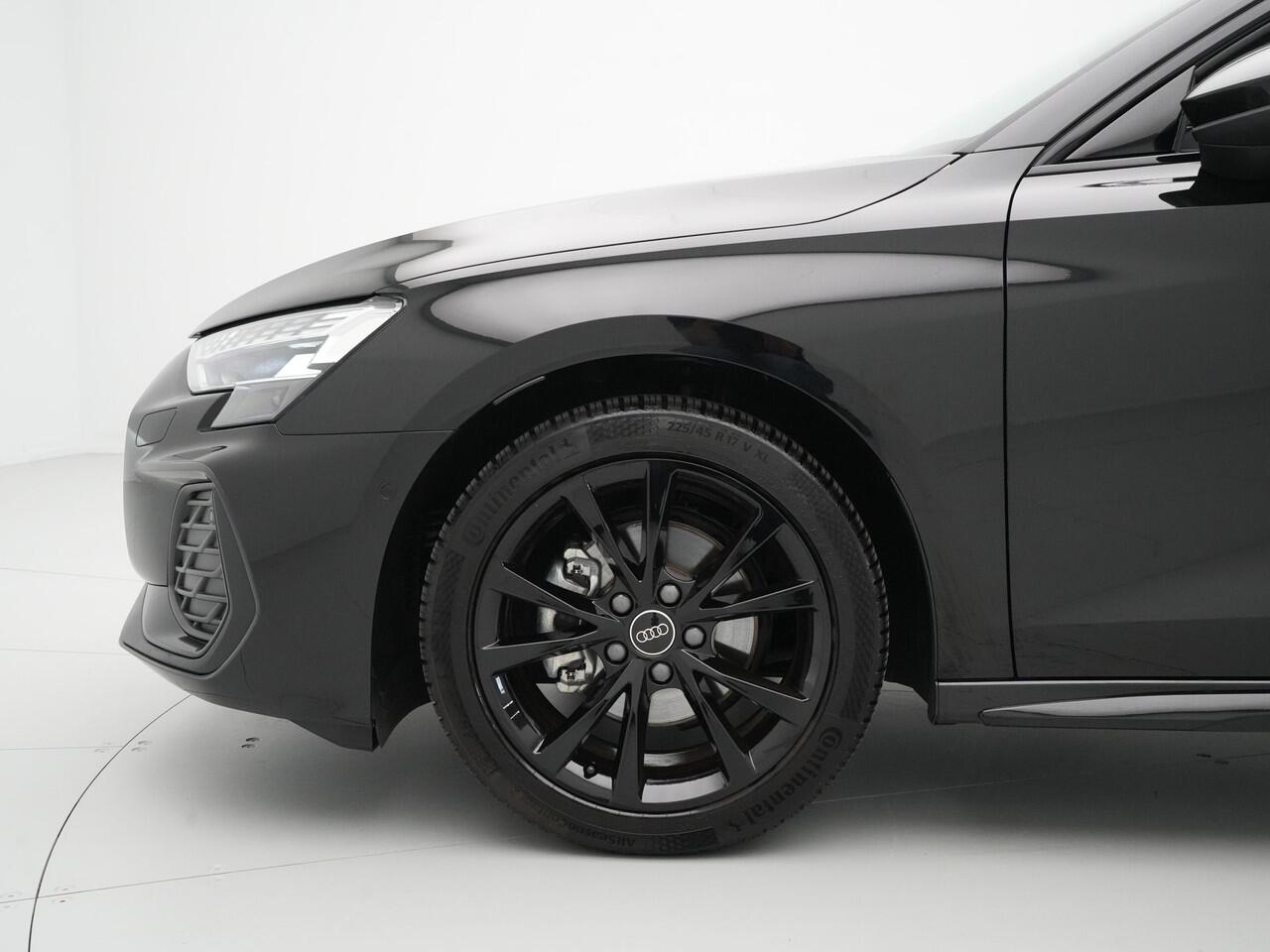 Audi A3 Limousine 30 TFSI S-Tronc S-Line edition Navigatie Pdc Clima Led 49