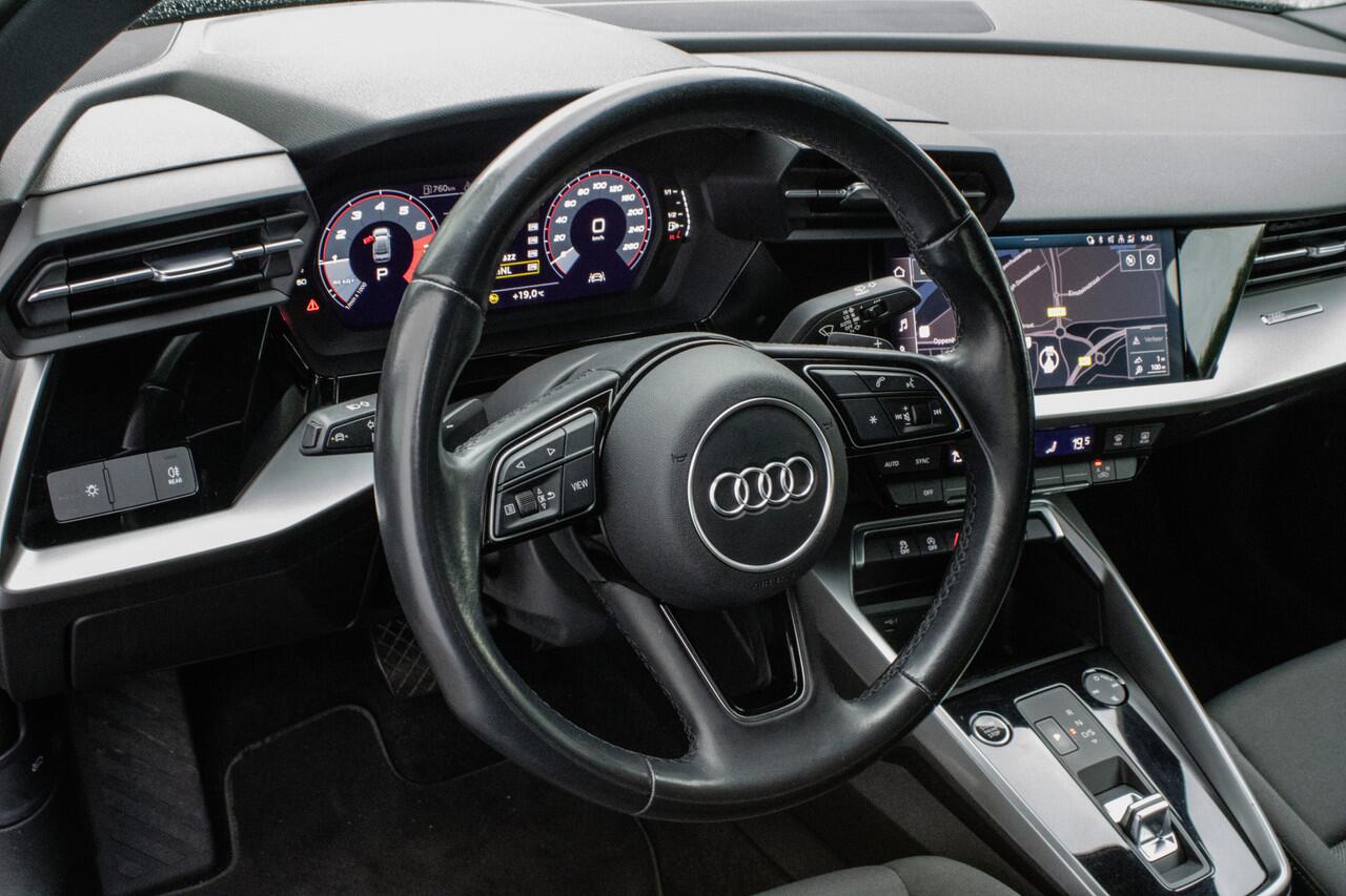 Audi A3 Limousine 30 TFSI Pro Line MMi Navigatie/ Climate control/ Cruise control/ Pdc/ Lmv/ Ambient light/ Full led/ Carplay