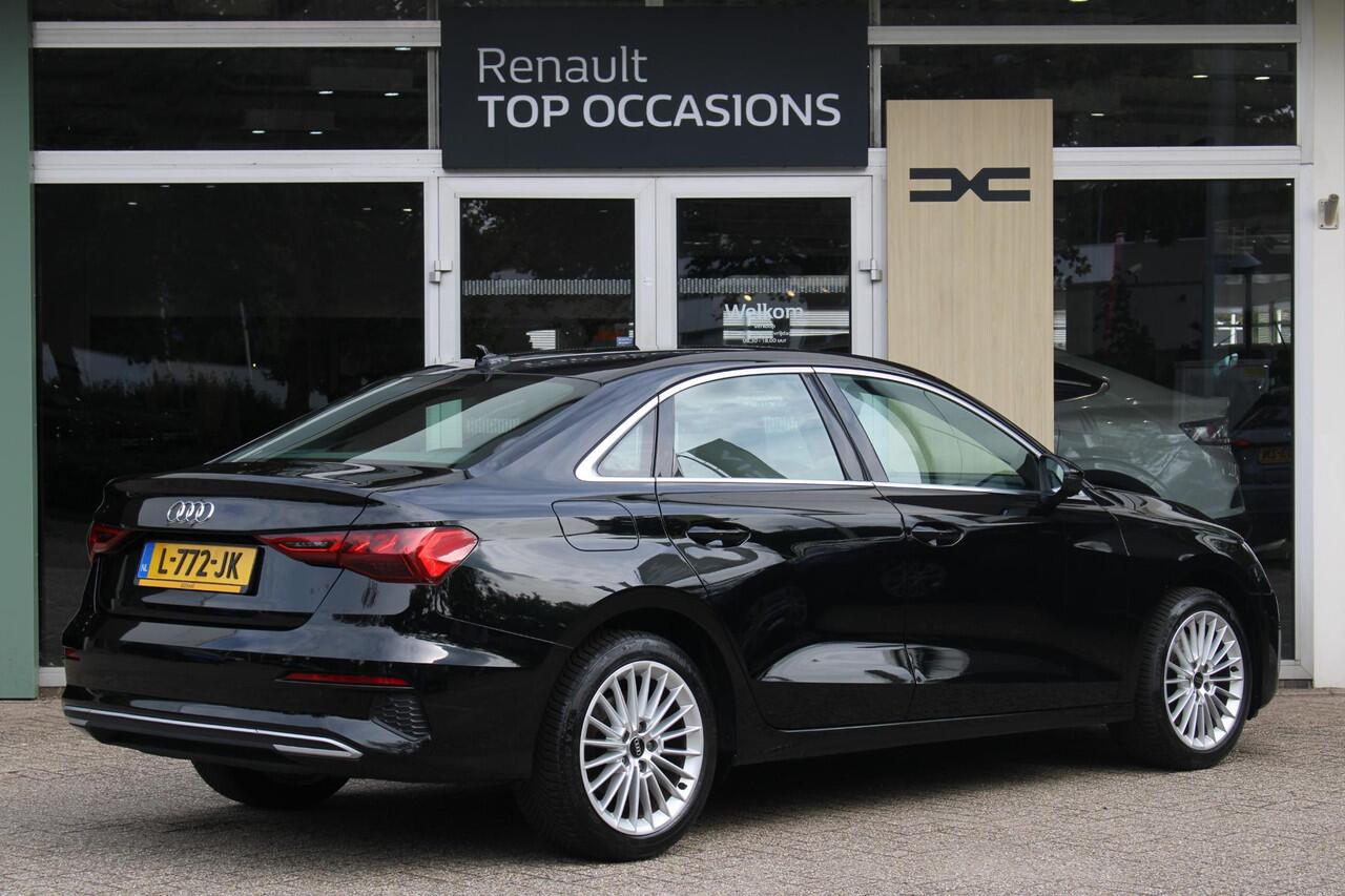 Audi A3 Limousine 30 TFSI Business edition Navigatiesysteem | Automaat | Cruise Control | Parkeer Sensoren