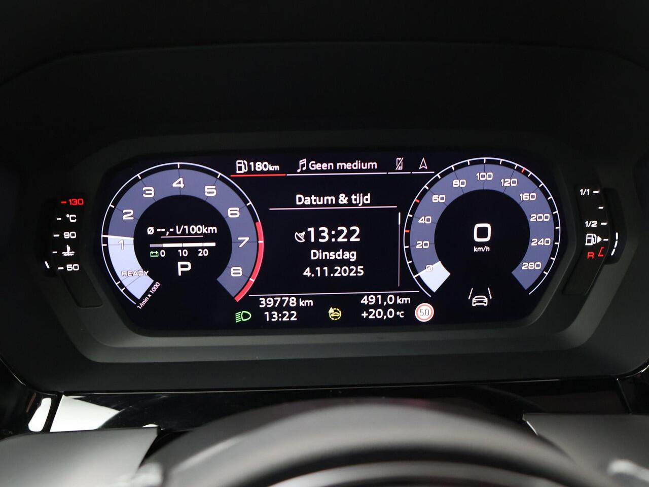 Audi A3 Limousine 35 TFSI S edition | 150 PK | Automaat | Digitale cockpit | Parkeersensoren | Panoramadak | S line |