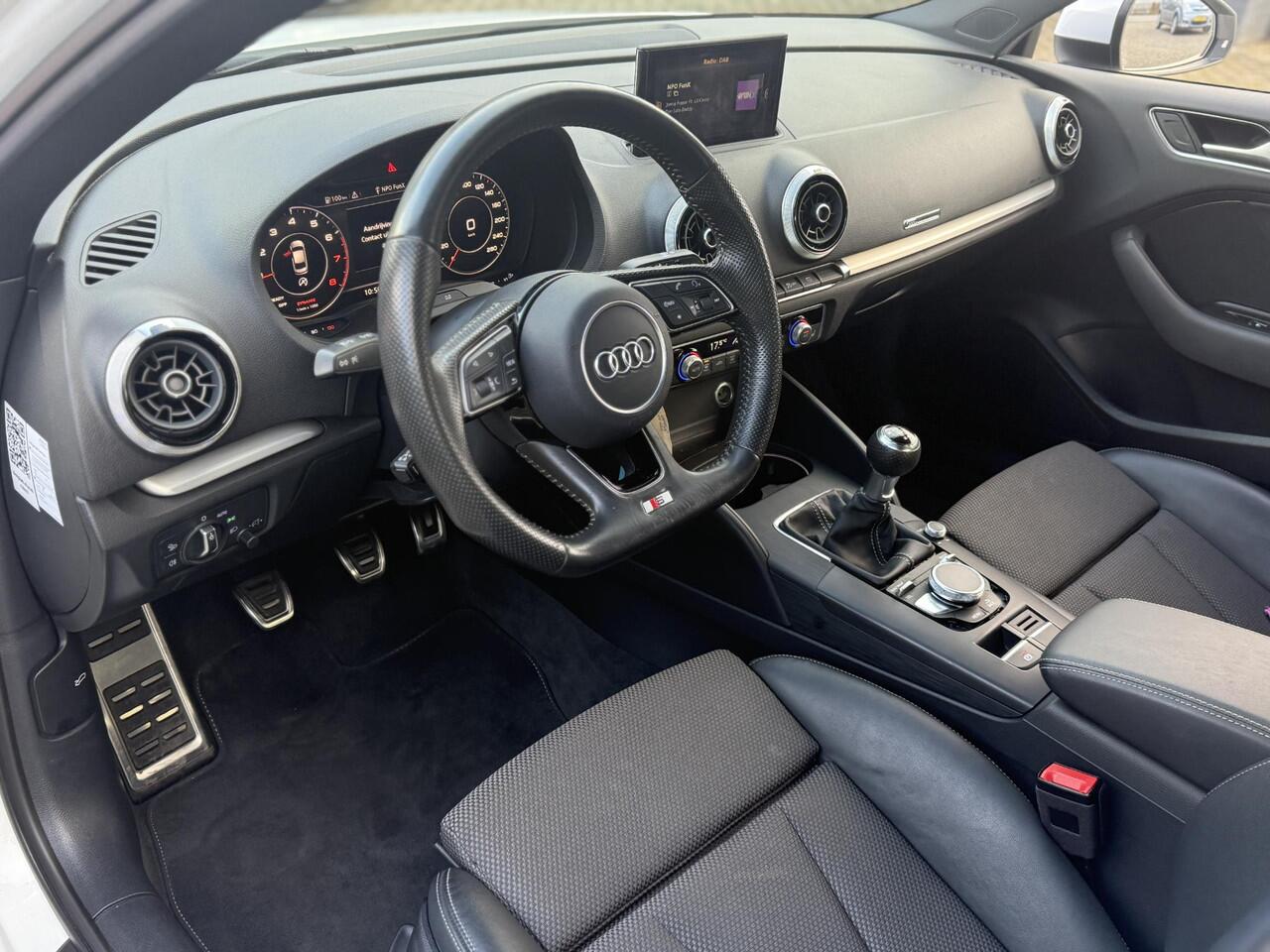 Audi A3 Limousine 30 TFSI Advance Sport l DAB l Virtual Dashboard l S-Line