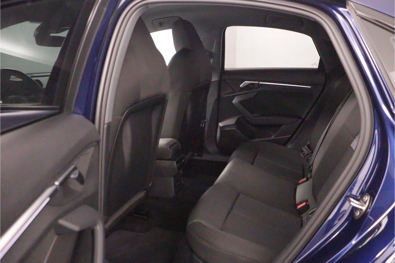 Audi A3 Limousine 35 TFSI Black Edition Sport, Orig. NL 1e Eig. | DAB | Virtual | PDC | Adap.Cruise | LED+ - RIJKLAAR