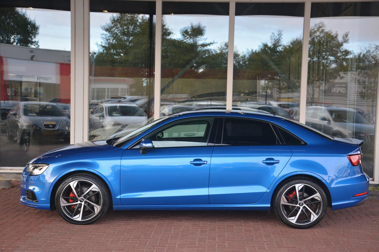 Audi A3 Limousine 30 TFSI Sport Lease Edition Nederlandse auto 153548 NAP met oa sportstoelen pdc navigatie xenon spoiler lmv origineel premium kleur