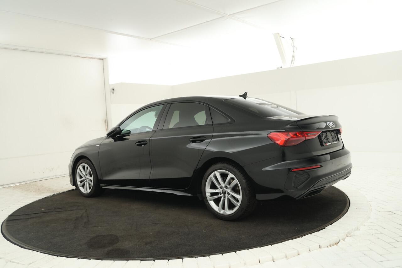 Audi A3 Limousine 30 TFSI S edition S-Line, Volleder, Digital Dash, BOM VOL!!