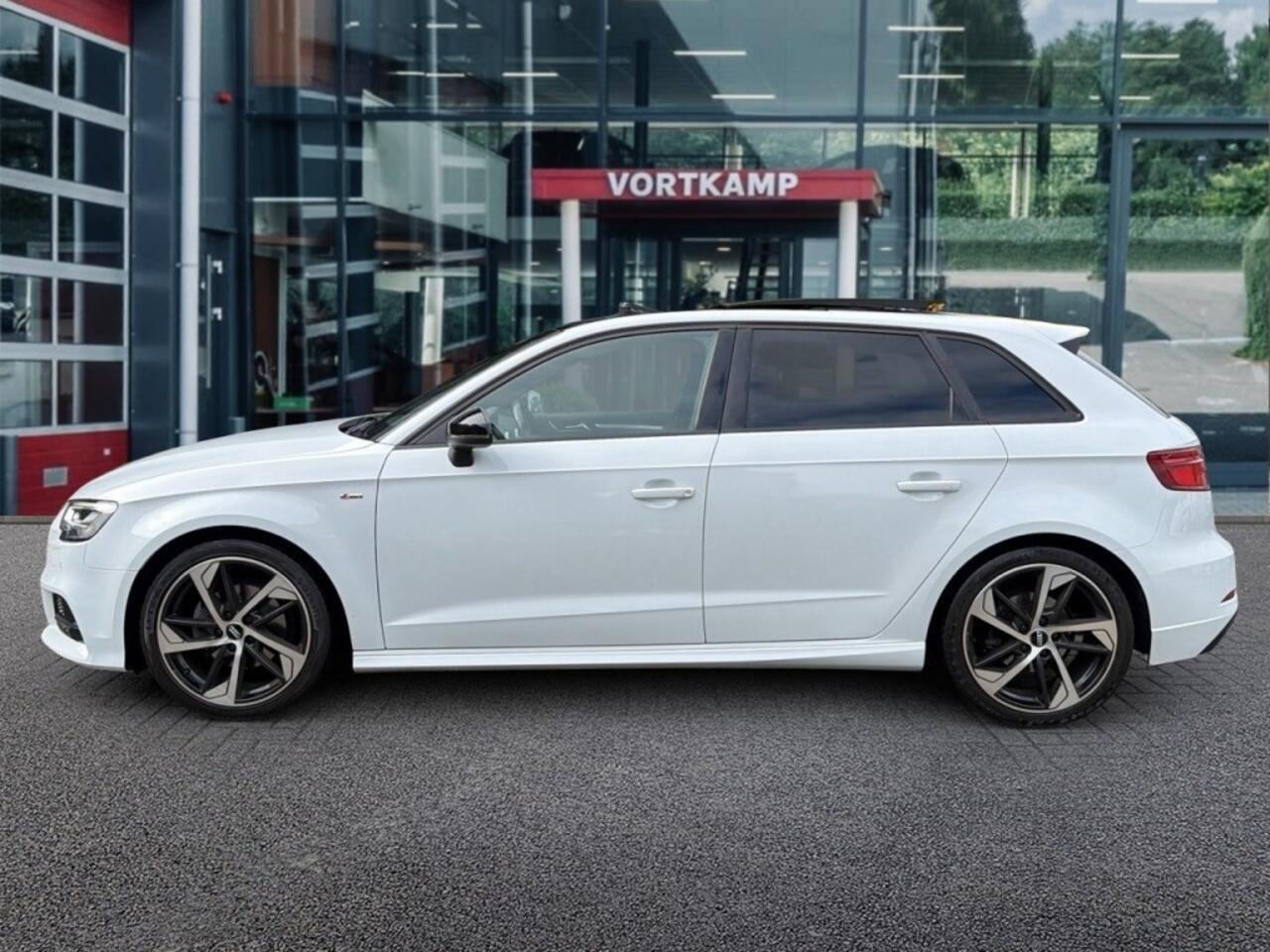 Audi A3 35 TFSI S-TRONIC S-LINE PANO-DAK/NAVI/ACC/PDC/STOELVERW