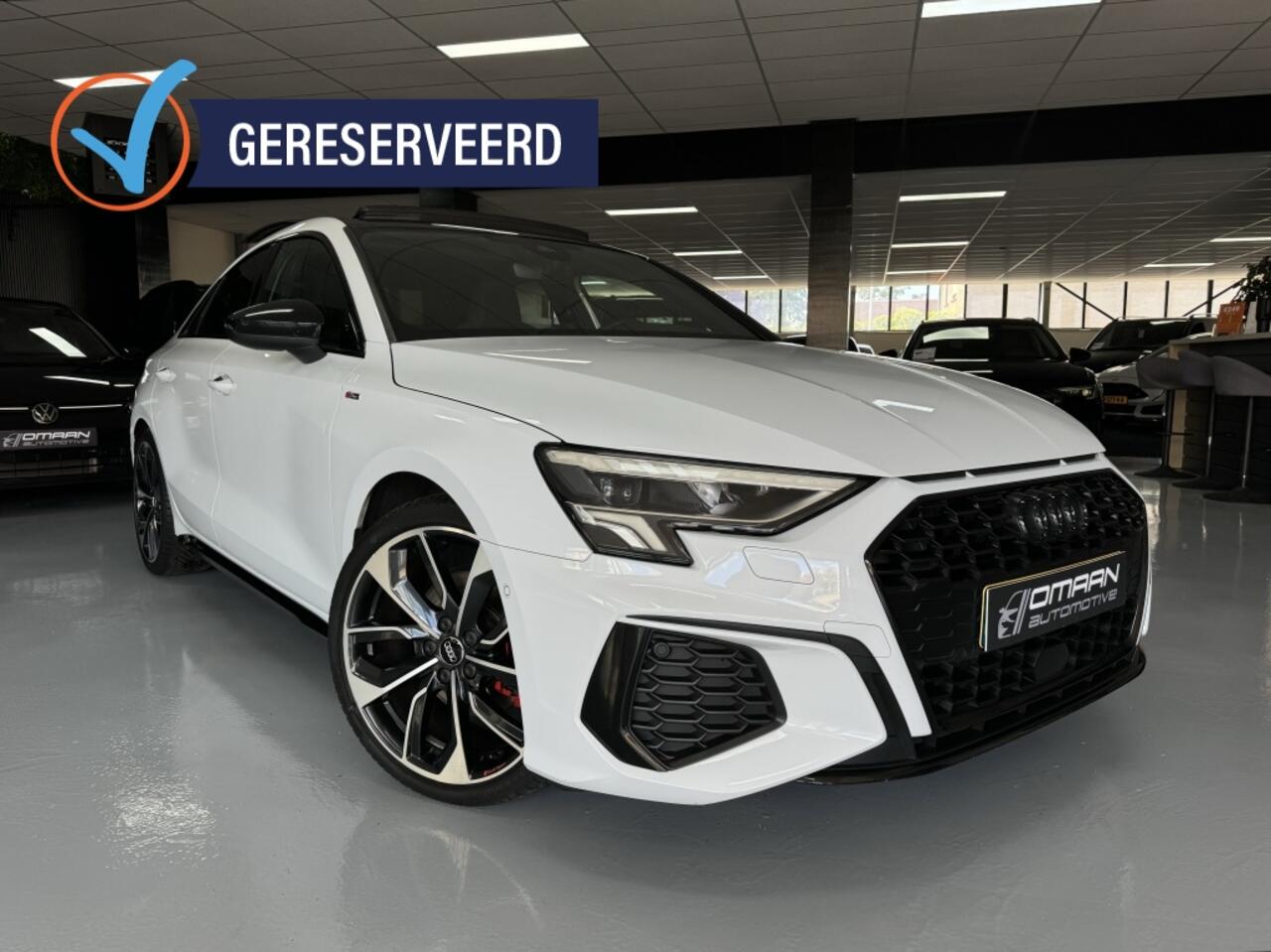 Audi A3 Limousine 35 1.5 TFSI S-line PANO B&O CAM