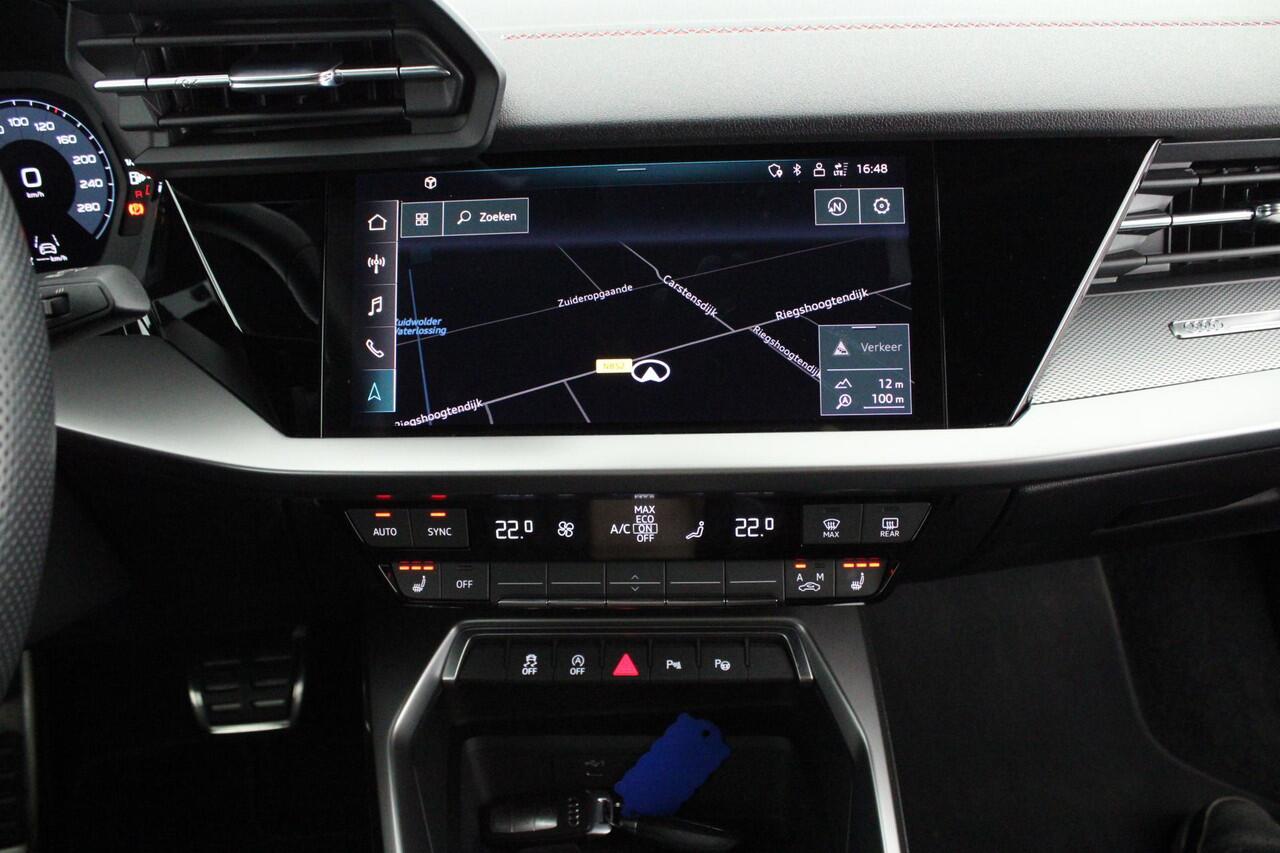 Audi A3 Limousine 30 TFSI 110pk S-Tronic 2x S-Line Leder ACC B&O HUD Stoelverwarming Virtual Cockpit Navigatie