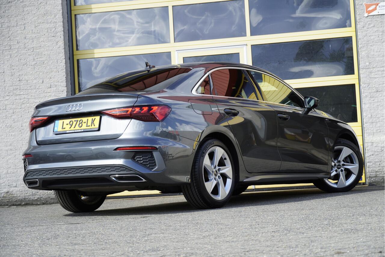 Audi A3 Limousine 35 TFSI 150PK! Automaat S-Edition S-Line BJ2021 Lmv 17" | Led V+A | Pdc | Navi | Dynamische knipperlichten | Sideskirts | App-Connect | Virtual cockpit | Climate control | Cruise control | Sportstoelen | S-Line stuurwiel | Lederen bekleding | Zw