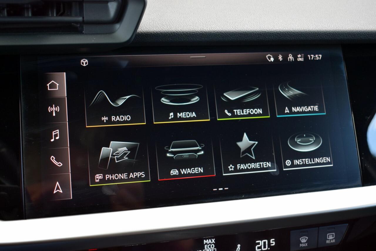 Audi A3 Limousine 35 TFSi Automaat S-Line LED | Carplay | Zwart Leder | Schaalstoelen | 2x S-Line | B&O | Keyless | Sportstoelen