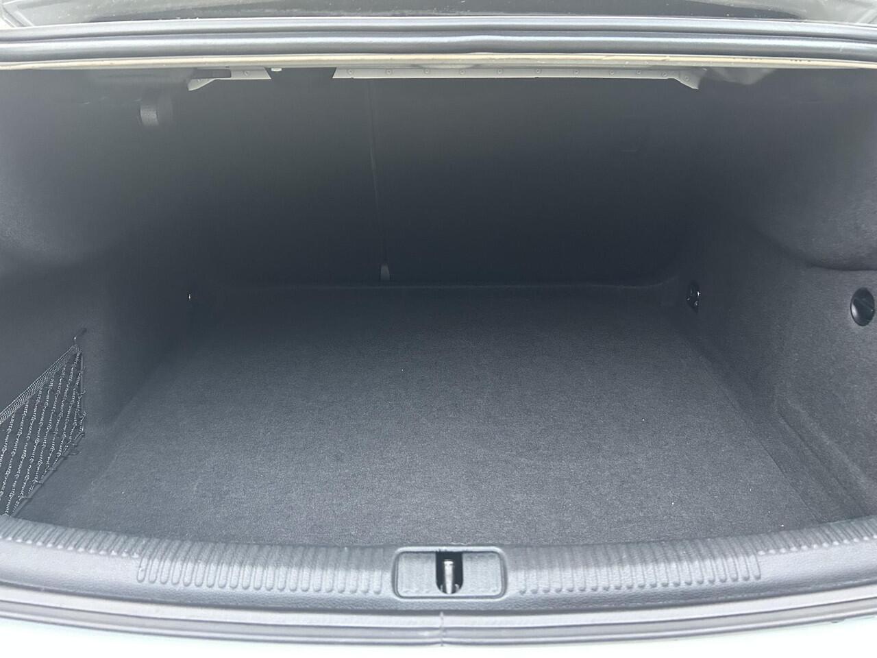 Audi A3 Limousine 30 TFSI Advance Sport S-Line