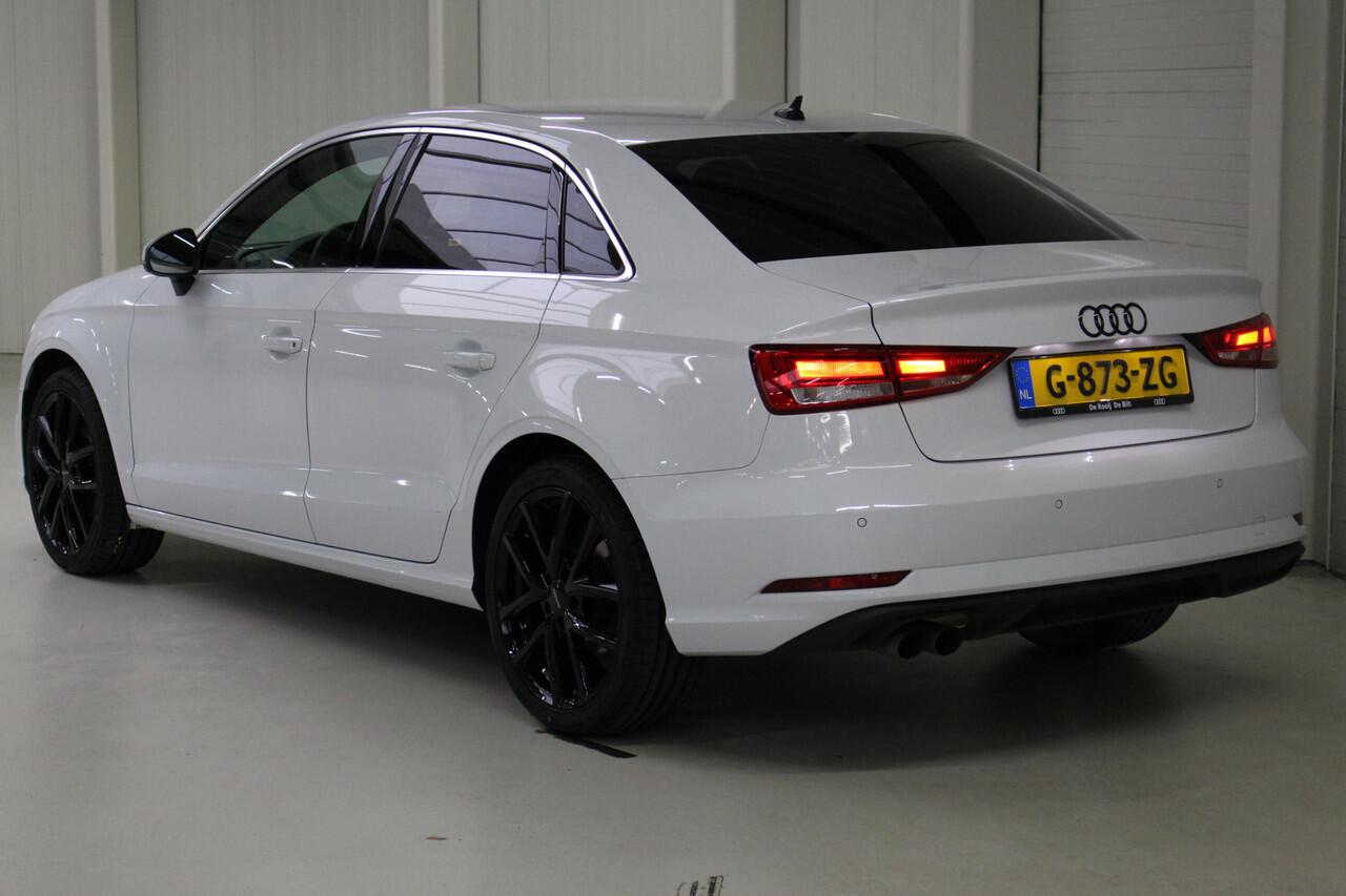 Audi A3 Limousine 35 TFSI 150PK Navigatie | Lichtmetalen velgen | Cruise Control