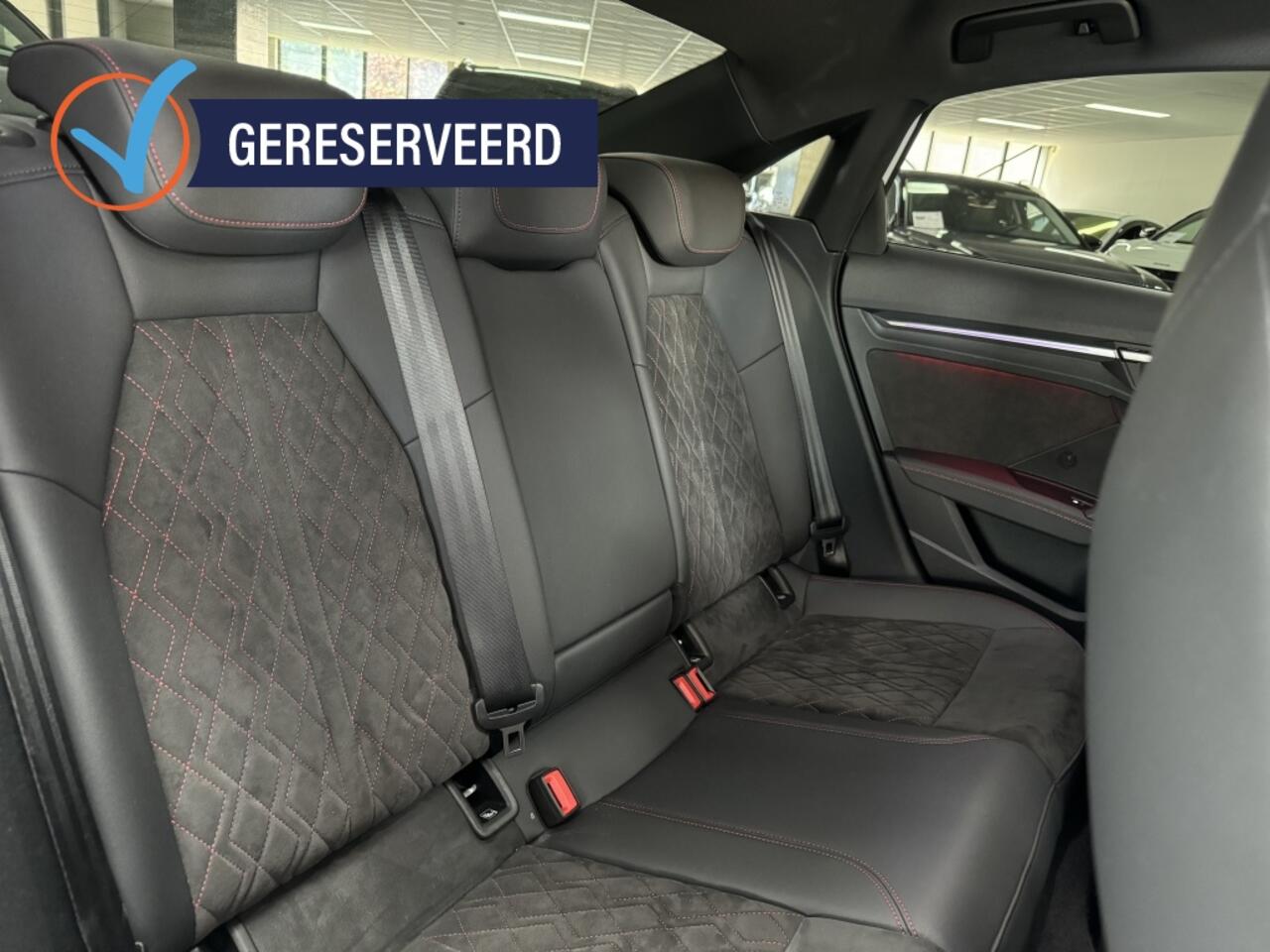 Audi A3 Limousine 35 1.5 TFSI S-line PANO B&O CAM