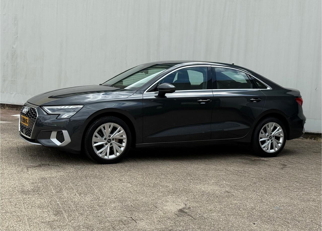 Audi A3 Limousine 30 TFSI Business edition Sport + Trekhk.